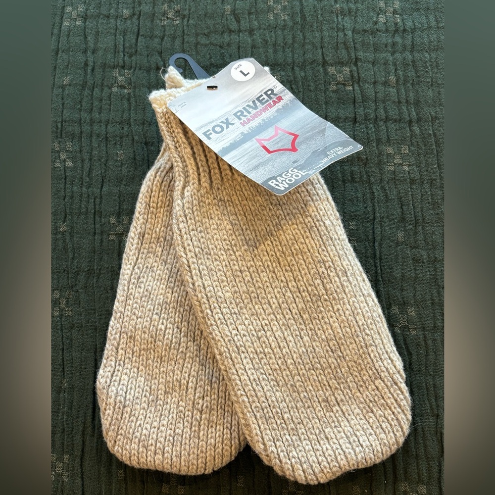 NWT Fox River Men’s Tan Wool Mittens 036
